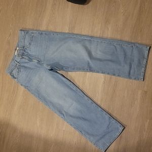 High wasted, straight wide leg Levi's